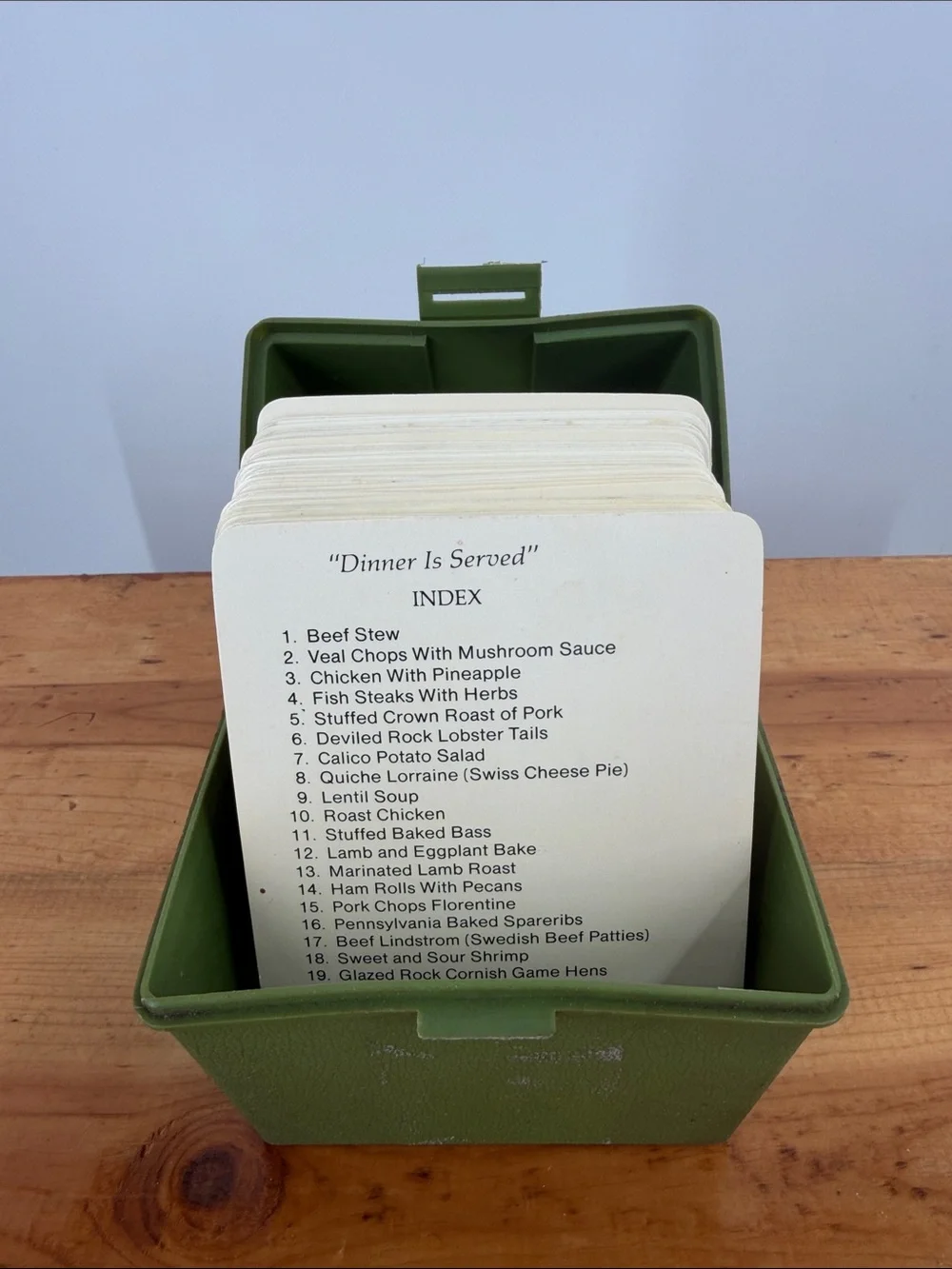 Vintage 70s Dinner Is Served Recipe Card Collection Green Box 118 Cards Complete